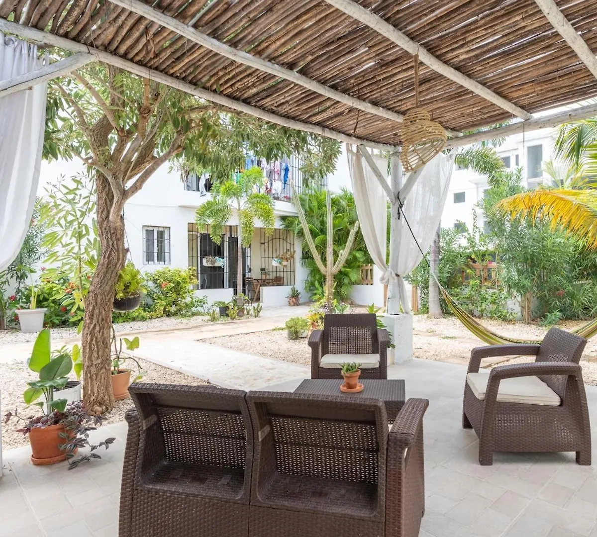 Tropical Garden Apartment With High Wifi La Romana